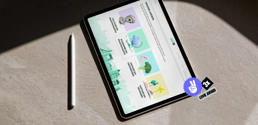 Mockup van de Studiekeuze123 website zoals deze op Tablets wordt weergegeven. Deze won drie Lovie awards.